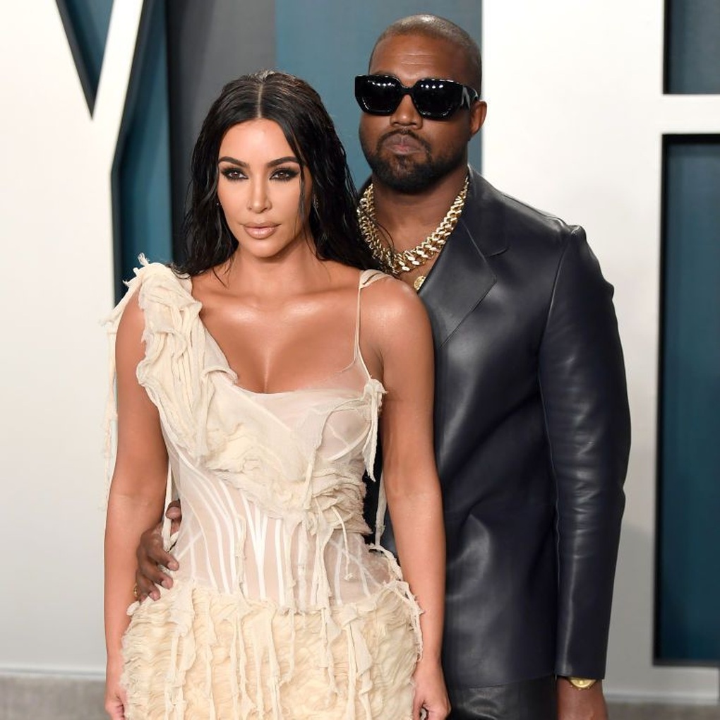 Đang mệt vì chồng cũ, Kim Kardashian bị trộm ghé thăm biệt thự 60 triệu USD - 5 Đang mệt vì chồng cũ, Kim Kardashian bị trộm ghé thăm biệt thự 60 triệu USD - 5