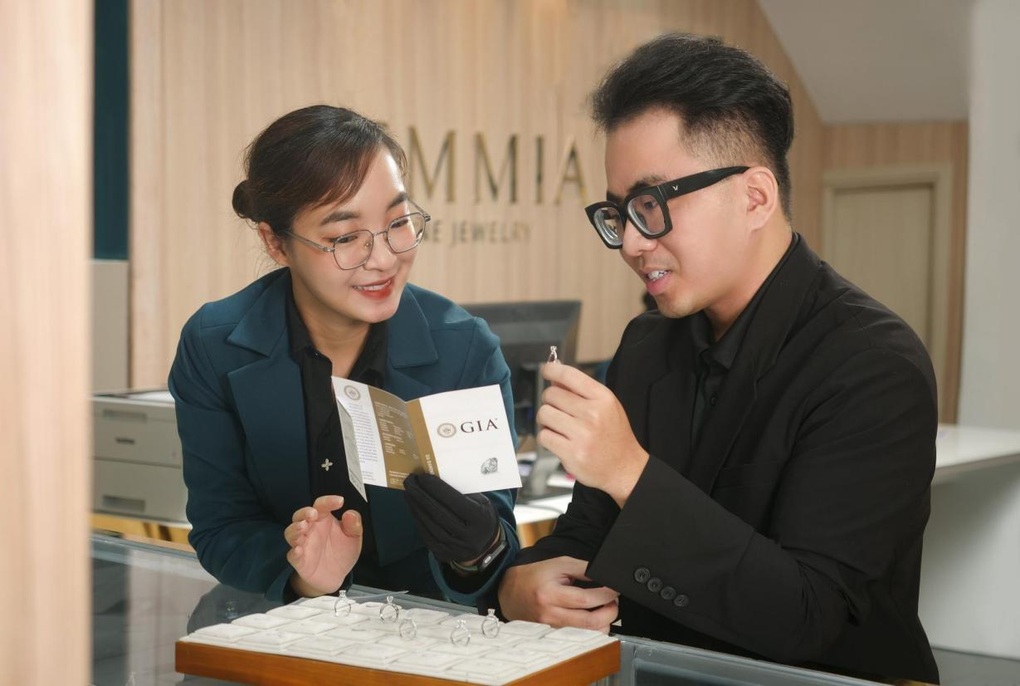 Cách nhận biết kim cương thật - 6 Cách nhận biết kim cương thật - 6