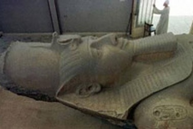 Phát hiện bức tượng Pharaông lớn nhất Ai Cập cổ đại