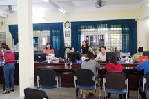 "Chưa bao giờ người đăng ký hưởng trợ cấp thất nghiệp lại đông như vậy..."