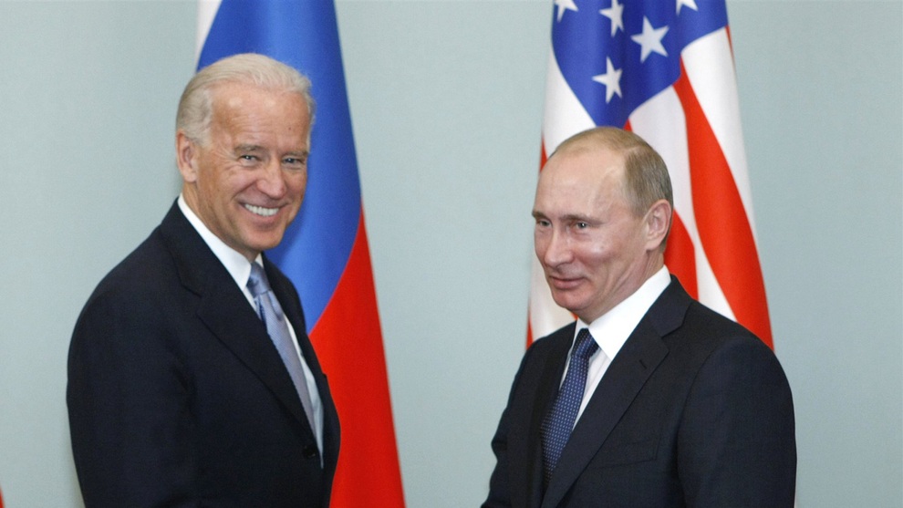 Phản ứng bất ngờ của Tổng thống Putin khi bị hỏi khó về ông Biden - 1 Phản ứng bất ngờ của Tổng thống Putin khi bị hỏi khó về ông Biden - 1
