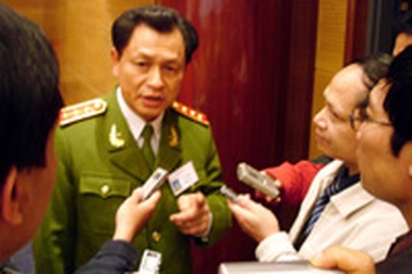 Bọn chạy tội muốn “tấn công” thủ trưởng cơ quan điều tra