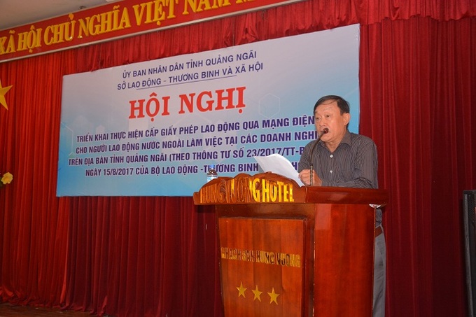 Ông Nguyễn Tấn Đối-PGĐ sở LĐ-TB&XH phát biểu khai mạc hội nghị. 