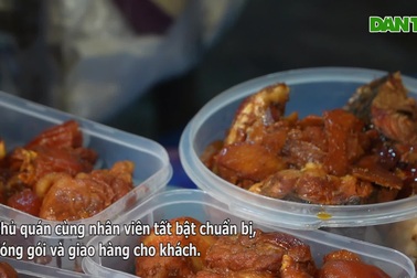 "Bí mật" chợ nhà giàu Hà Nội ngày cận Tết bán nửa tấn cá kho