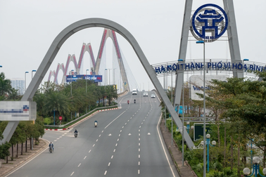 Hà Nội: Đường phố "thênh thang" ngày mùng một Tết