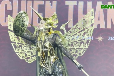 Cận cảnh những bộ trang phục dân tộc gây tranh cãi tại Hoa hậu Hoàn vũ