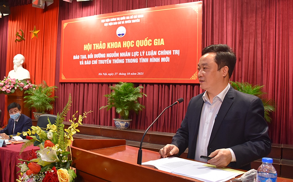 Đào tạo nhân lực báo chí vững như kiềng 3 chân trong tình hình mới - 3 Đào tạo nhân lực báo chí vững như kiềng 3 chân trong tình hình mới - 3
