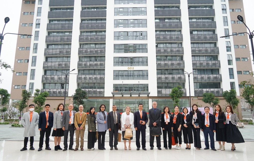 Sinh viên trường Đại học Đại Nam có cơ hội nhận 2 bằng tốt nghiệp - 4 Sinh viên trường Đại học Đại Nam có cơ hội nhận 2 bằng tốt nghiệp - 4