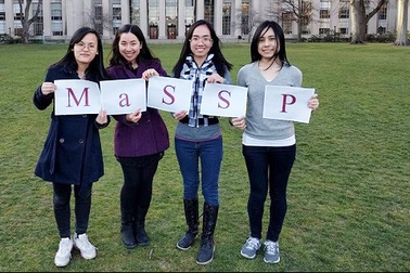 4 nữ DHS Mỹ kiến tạo trại hè Khoa học miễn phí cho học sinh cấp 3 Việt Nam