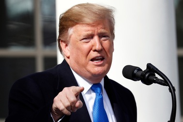 Ông Trump muốn “vạch mặt” người tố giác