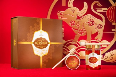 Đón khách ấm tình với Mật ong Bồ Đề Hoa