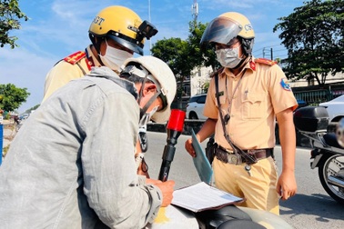 CSGT có quyền hạn và nguyên tắc gì khi tuần tra, kiểm soát?