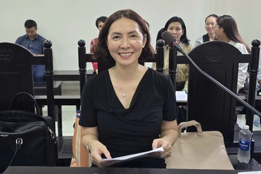 Tạm ngừng phiên tòa ly hôn nghìn tỷ của vợ chồng đại gia ở TPHCM