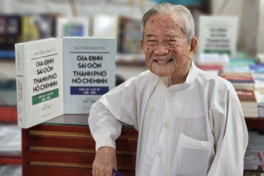 Cụ ông 104 tuổi giành giải A Giải thưởng Sách Quốc gia