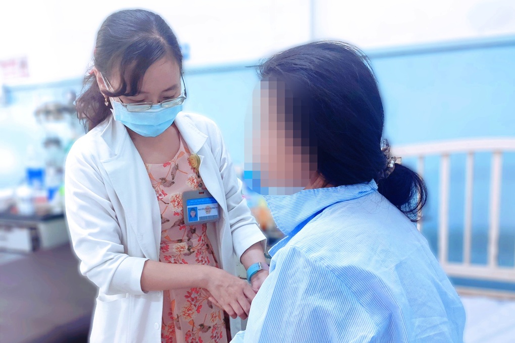 TPHCM: Thai phụ nguy kịch vì căn bệnh hiếm gặp - 1