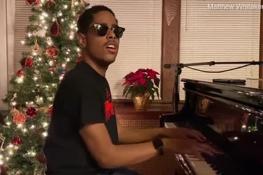 Thần đồng piano khiếm thị khiến các nhà khoa học phải kinh ngạc tìm hiểu