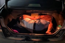 Nam thanh niên giấu bạn trong cốp ô tô để né chốt kiểm dịch ở Tuyên Quang