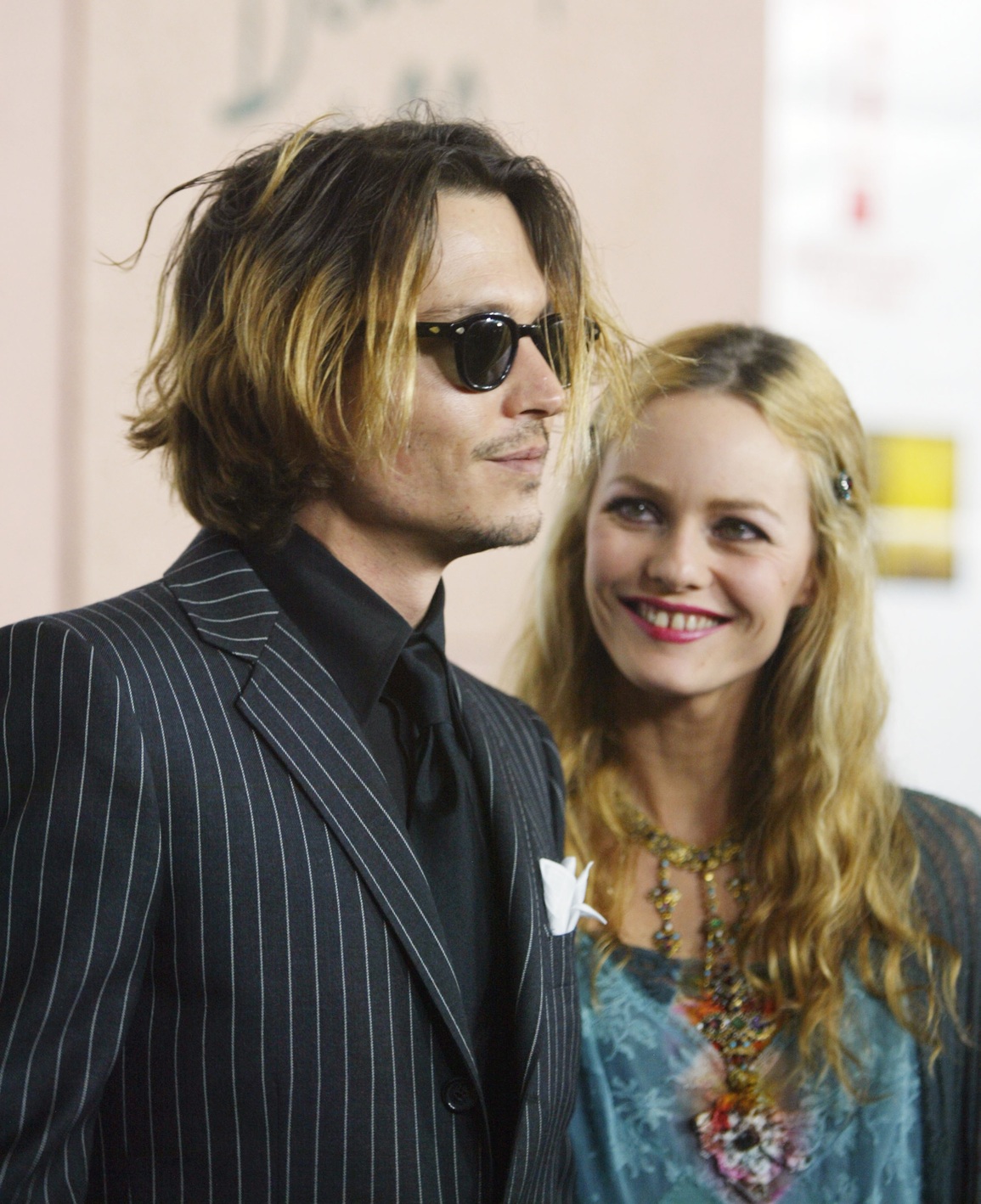 Vụ kiện 50 triệu USD của Johnny Depp và Amber Heard làm Hollywood chia đôi - 4 Vụ kiện 50 triệu USD của Johnny Depp và Amber Heard làm Hollywood chia đôi - 4