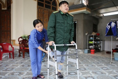 Nỗ lực không ngừng của đại úy biên phòng bị tội phạm ma túy bắn trọng thương