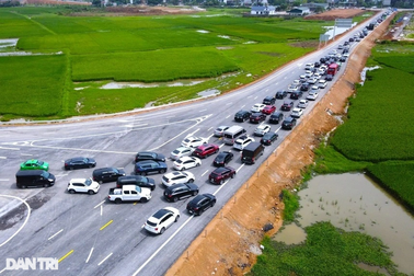 Thanh Hóa chi hơn 800 tỷ đồng làm 1,5km đường