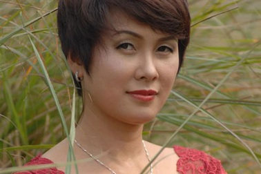 Nhà văn Quỳnh Trang: "Nghiện ngôn tình sẽ biến thái tâm hồn"