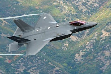 Mỹ trình diễn sức mạnh của F-35 tại các triển lãm hàng không