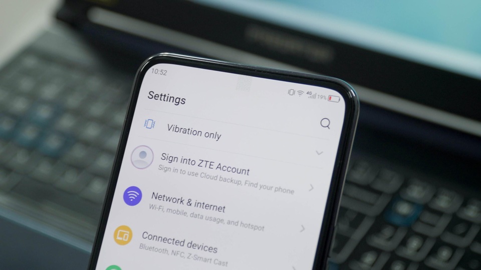 Lần đầu dùng smartphone có camera dưới màn hình, tôi ước nó đừng xuất hiện - 2 Lần đầu dùng smartphone có camera dưới màn hình, tôi ước nó đừng xuất hiện - 2