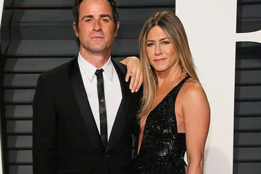 Chồng cũ hào hứng khi thấy Jennifer Aniston "gia nhập" Instagram