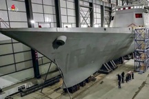 Triều Tiên "khoe" chiến hạm lớn chưa từng có