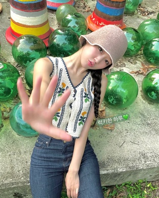 Sắc vóc nóng bỏng của hoa hậu Hàn Quốc đăng quang từ năm 17 tuổi - 6