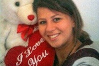 Nam sinh muốn hẹn hò với cô gái sở hữu điện thoại bị đánh cắp