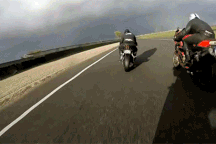 Làm chủ môtô phân khối lớn - Bài học từ những người đi trước