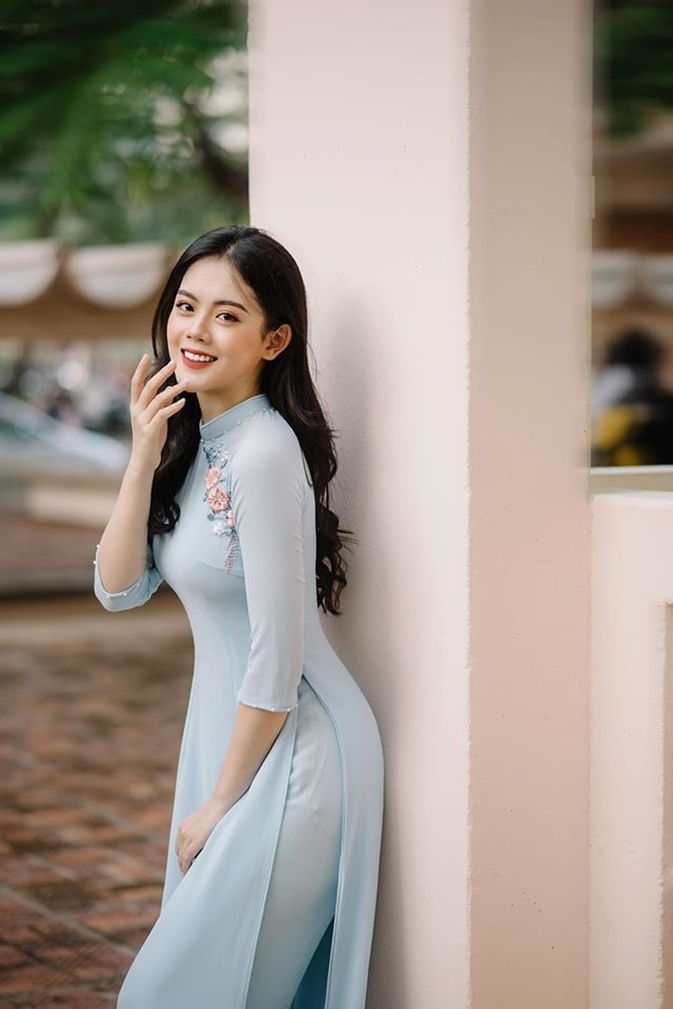 Nữ sinh Ngoại thương đa tài, sở hữu nhan sắc khiến bao trái tim ngơ ngẩn - 3 Nữ sinh Ngoại thương đa tài, sở hữu nhan sắc khiến bao trái tim ngơ ngẩn - 3