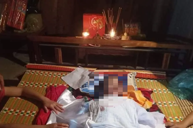 Đi tìm bà dưới khe suối, cháu bé 4 tuổi đuối nước thương tâm