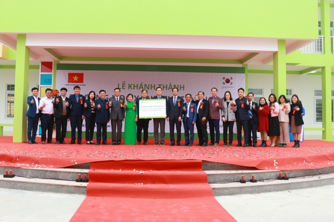 Lễ khánh thành và bàn giao Trường THCS Đông Lợi. 