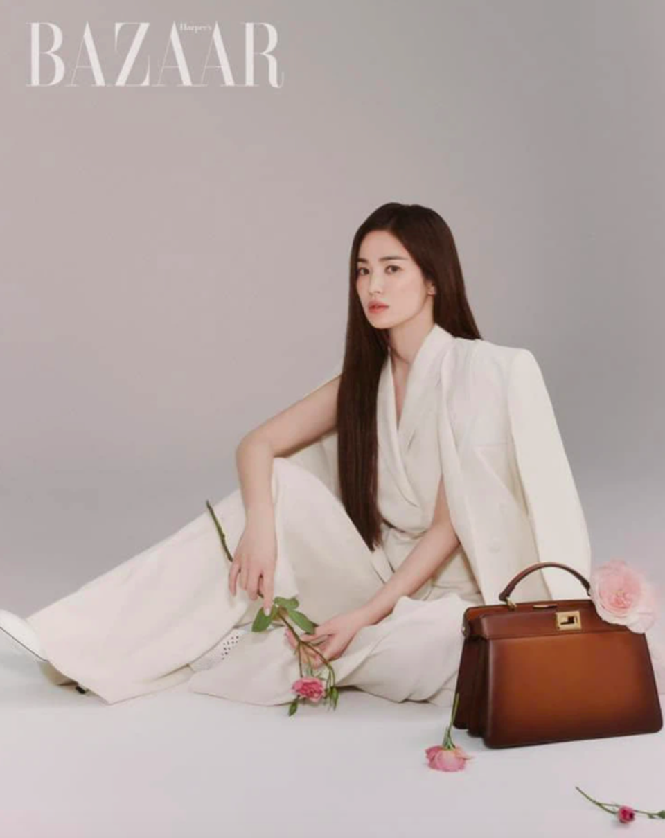 Song Hye Kyo khoe vẻ ngoài kiêu sa ở tuổi 40 - 6 Song Hye Kyo khoe vẻ ngoài kiêu sa ở tuổi 40 - 6