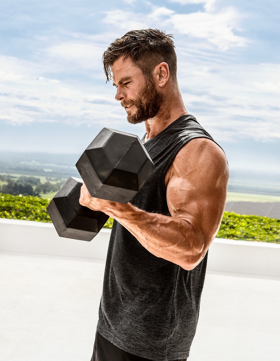 Chris Hemsworth lên tiếng về tin đồn dừng đóng vai Thần Sấm - 6 Chris Hemsworth lên tiếng về tin đồn dừng đóng vai Thần Sấm - 6