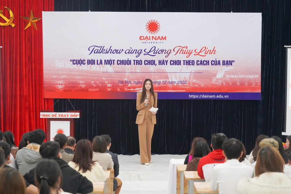 Nàng hậu tuổi Thìn làm giảng viên trợ giảng, tài sắc vẹn toàn - 5 Nàng hậu tuổi Thìn làm giảng viên trợ giảng, tài sắc vẹn toàn - 5