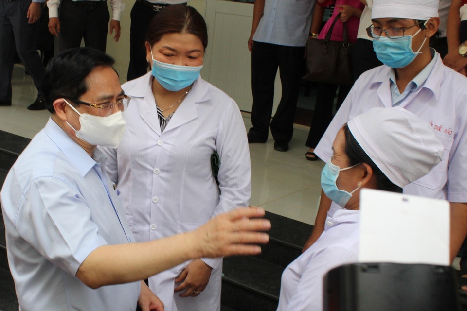 Thủ tướng: Lãnh đạo phải truyền cảm hứng cho người dân cùng tham gia - 5