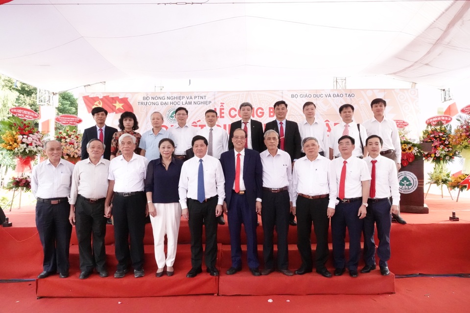 Công bố Quyết định thành lập Phân hiệu Đại học Lâm nghiệp tại tỉnh Gia Lai - 6 Công bố Quyết định thành lập Phân hiệu Đại học Lâm nghiệp tại tỉnh Gia Lai - 6