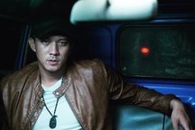 Bị chê phim càng xem càng đuối, nam chính "Bão ngầm" nói gì?