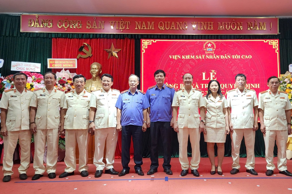 Bổ nhiệm Viện trưởng Viện Kiểm sát nhân dân thành phố Đà Nẵng mới - 1 Bổ nhiệm Viện trưởng Viện Kiểm sát nhân dân thành phố Đà Nẵng mới