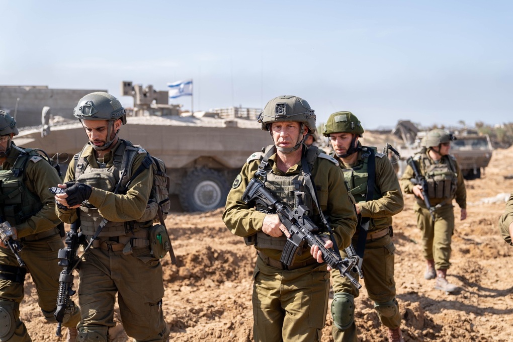 Màn sương bí ẩn bao phủ chiến dịch của Israel tại Gaza - 4 Màn sương bí ẩn bao phủ chiến dịch của Israel tại Gaza - 4