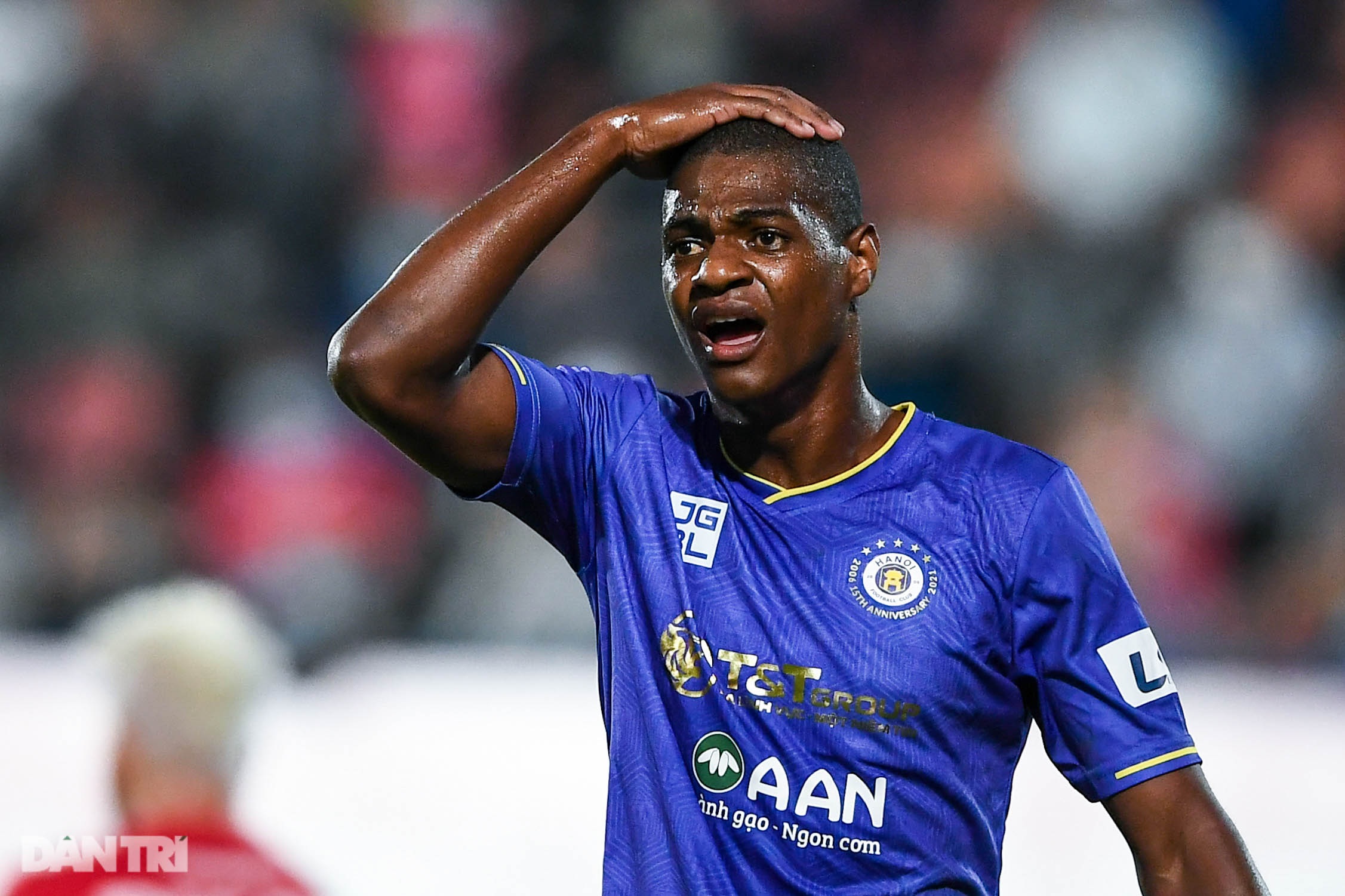 Người hùng Tấn Trường giúp CLB Hà Nội có 3 điểm đầu tiên ở V-League - 10 Người hùng Tấn Trường giúp CLB Hà Nội có 3 điểm đầu tiên ở V-League - 10