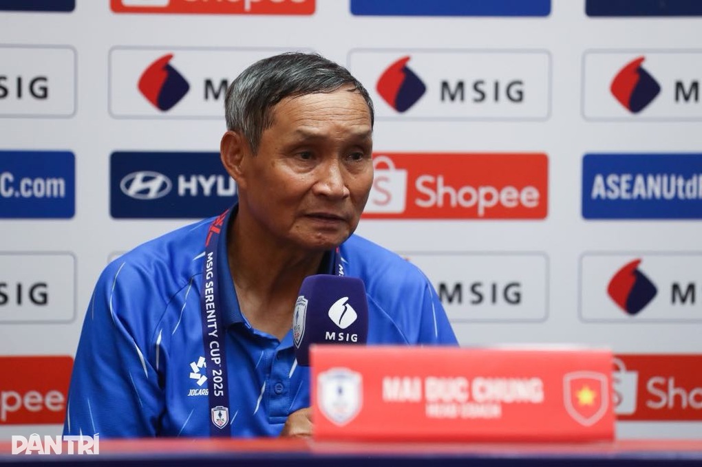 HLV Mai Đức Chung: “Tuyển nữ Việt Nam có thể thắng đậm Campuchia hơn” - 1 HLV Mai Đức Chung: “Tuyển nữ Việt Nam có thể thắng đậm Campuchia hơn” - 1