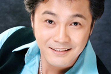 Gia đình Lý Hùng làm phim võ thuật về vua Quang Trung