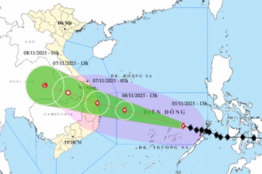 Bão Kalmaegi có xu thế mạnh lên, quân đội sẵn sàng bay cứu hộ