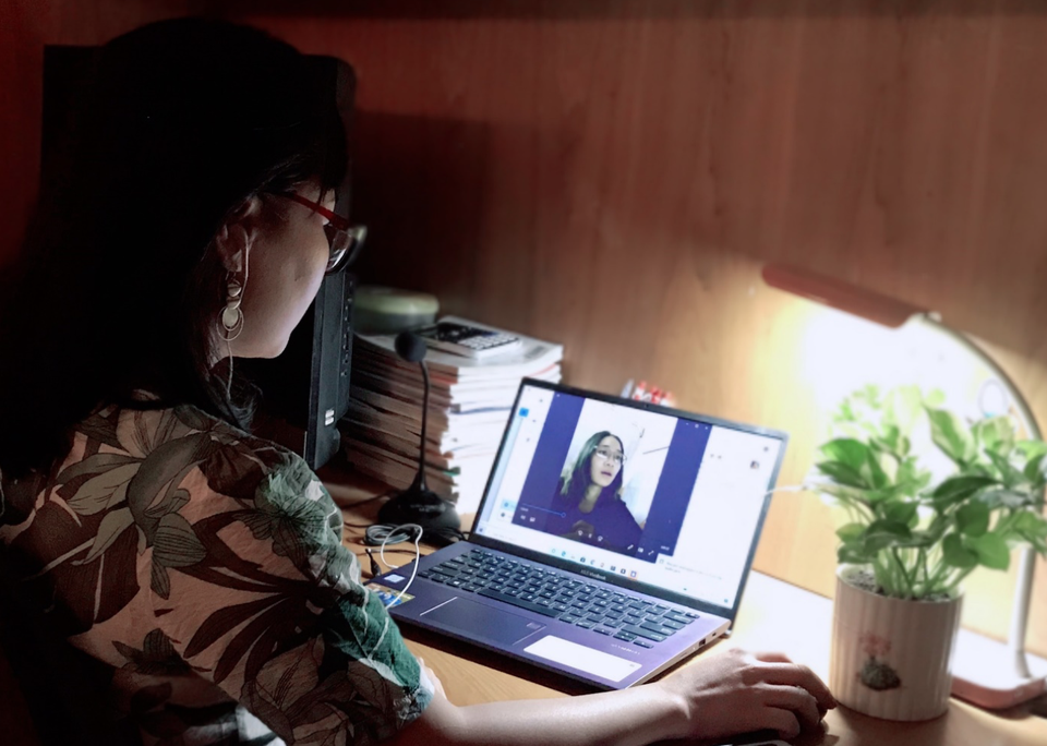 Một ngày làm việc của giảng viên dạy trực tuyến với sinh viên ảo - 7
