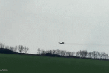 Phi công MiG-29 Ukraine cơ động điêu luyện khiến phòng không Nga bó tay