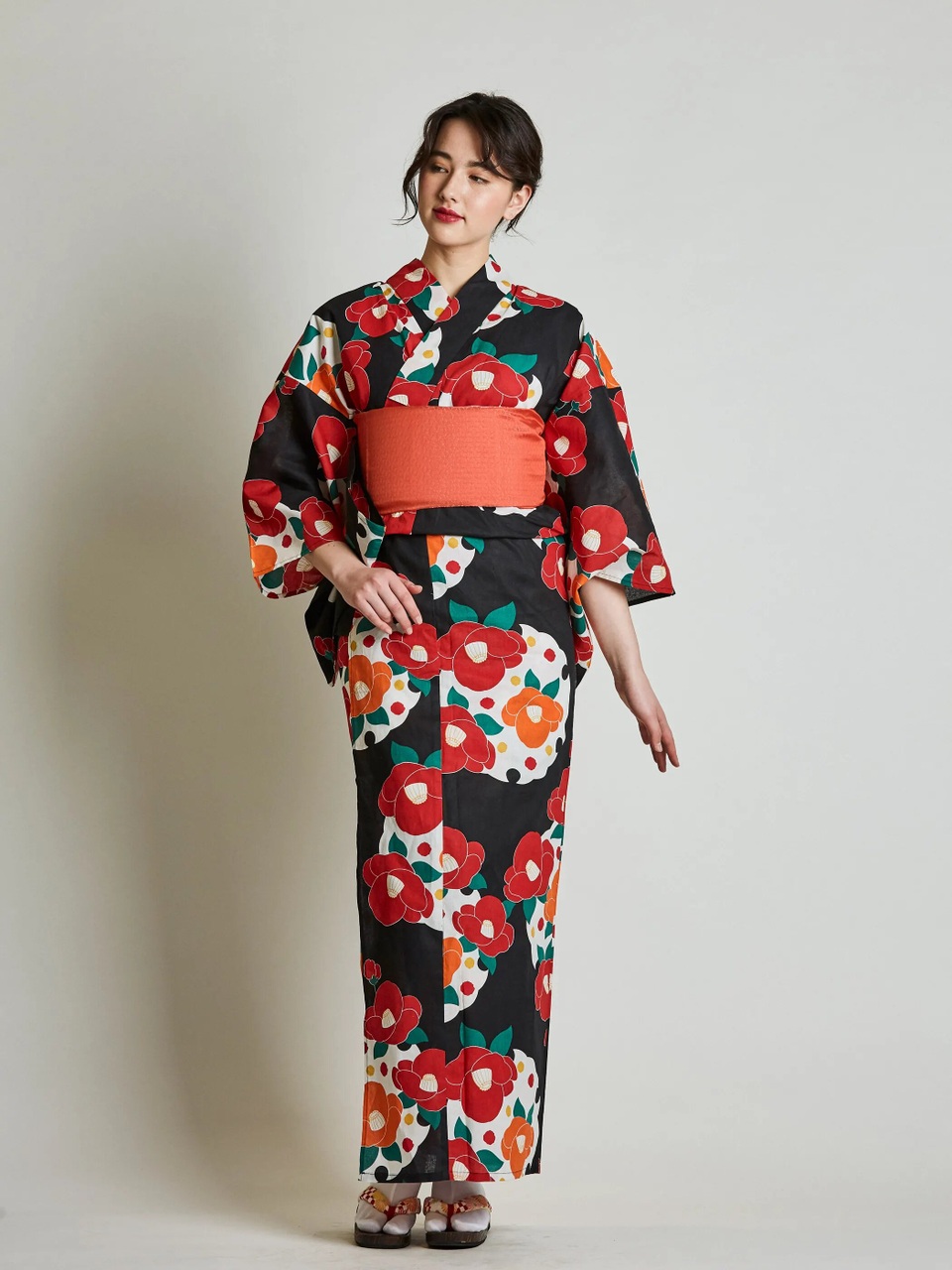 Chiêm ngưỡng họa tiết 4 mùa tuyệt sắc của kimono Nhật Bản - 15 Chiêm ngưỡng họa tiết 4 mùa tuyệt sắc của kimono Nhật Bản - 15